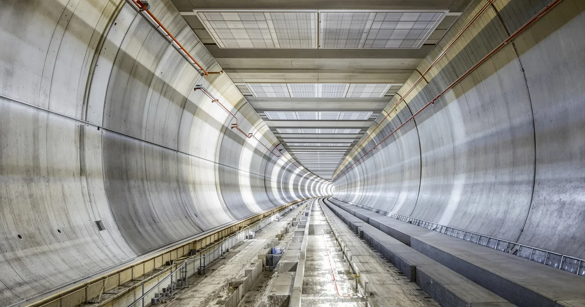 Konstrukcja tunelu drogowego i kolejowego, ochrona bierna przed pożarem